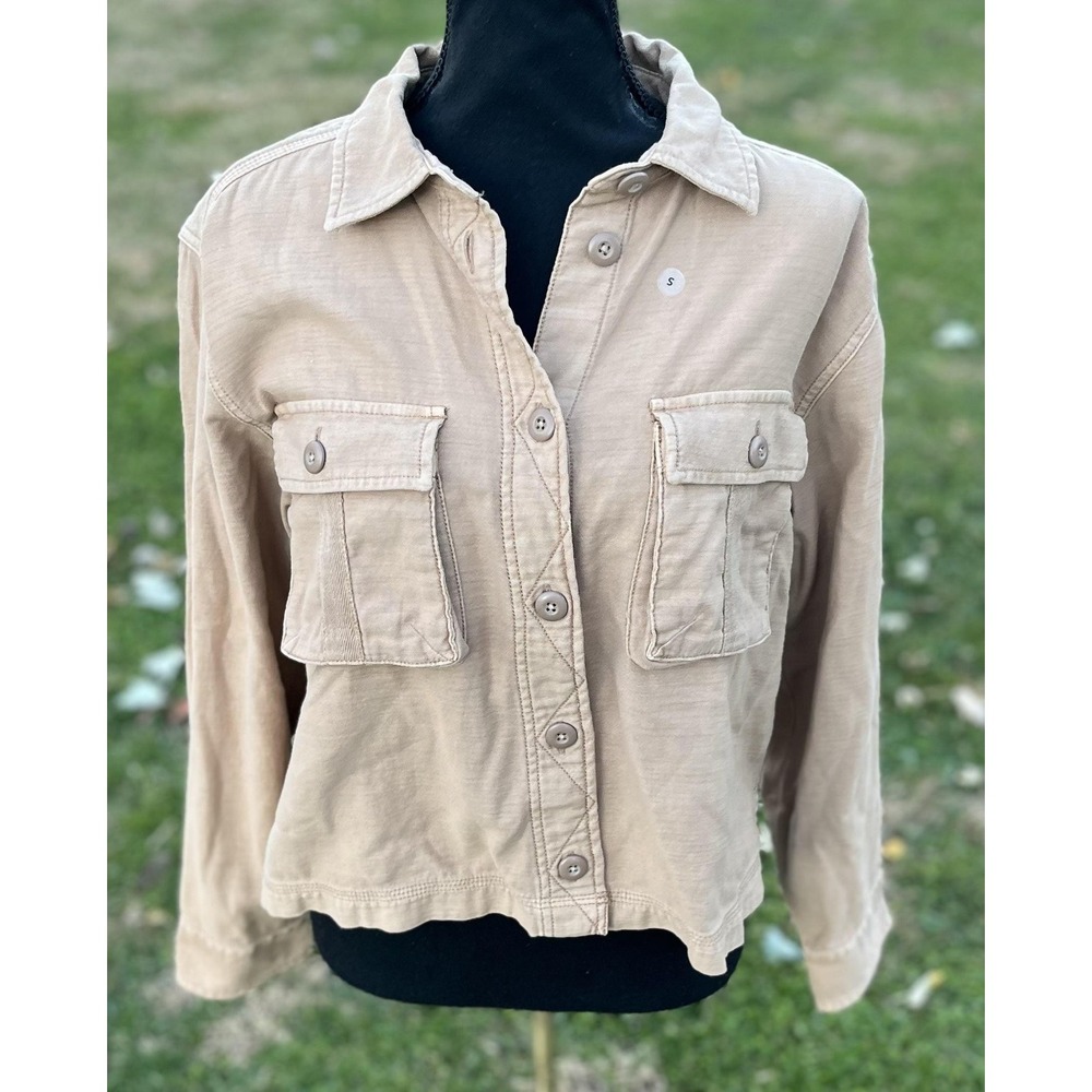 American Eagle Shirt Jacket Womens Small‎ Beige Utility Shacket Button Front